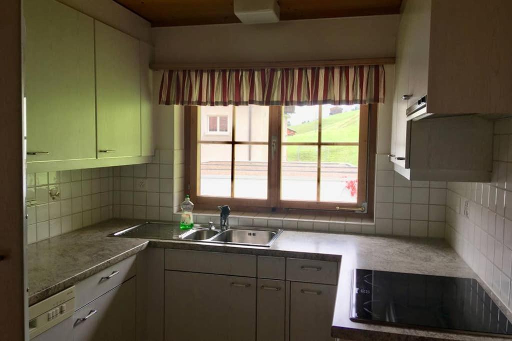 Ferienwohnung Uf Z'Enisch Klosters Εξωτερικό φωτογραφία