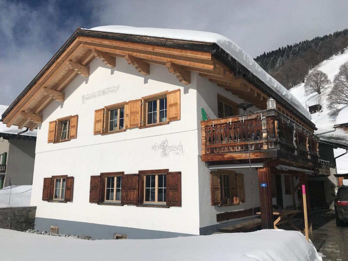 Ferienwohnung Uf Z'Enisch Klosters Εξωτερικό φωτογραφία