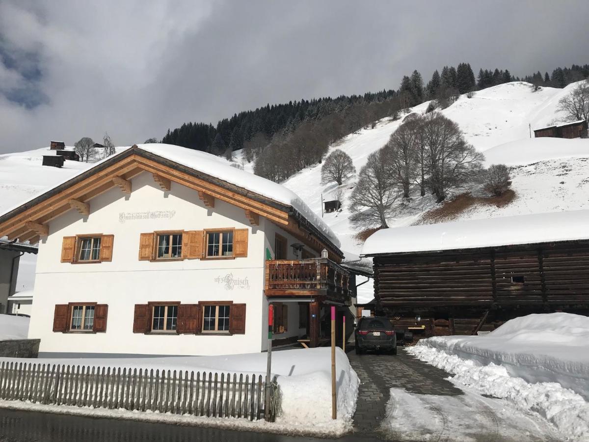 Ferienwohnung Uf Z'Enisch Klosters Εξωτερικό φωτογραφία