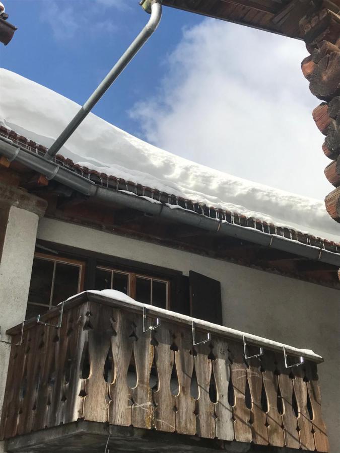 Ferienwohnung Uf Z'Enisch Klosters Εξωτερικό φωτογραφία