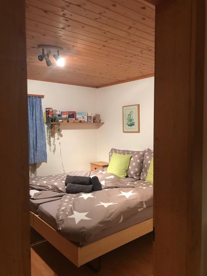 Ferienwohnung Uf Z'Enisch Klosters Εξωτερικό φωτογραφία