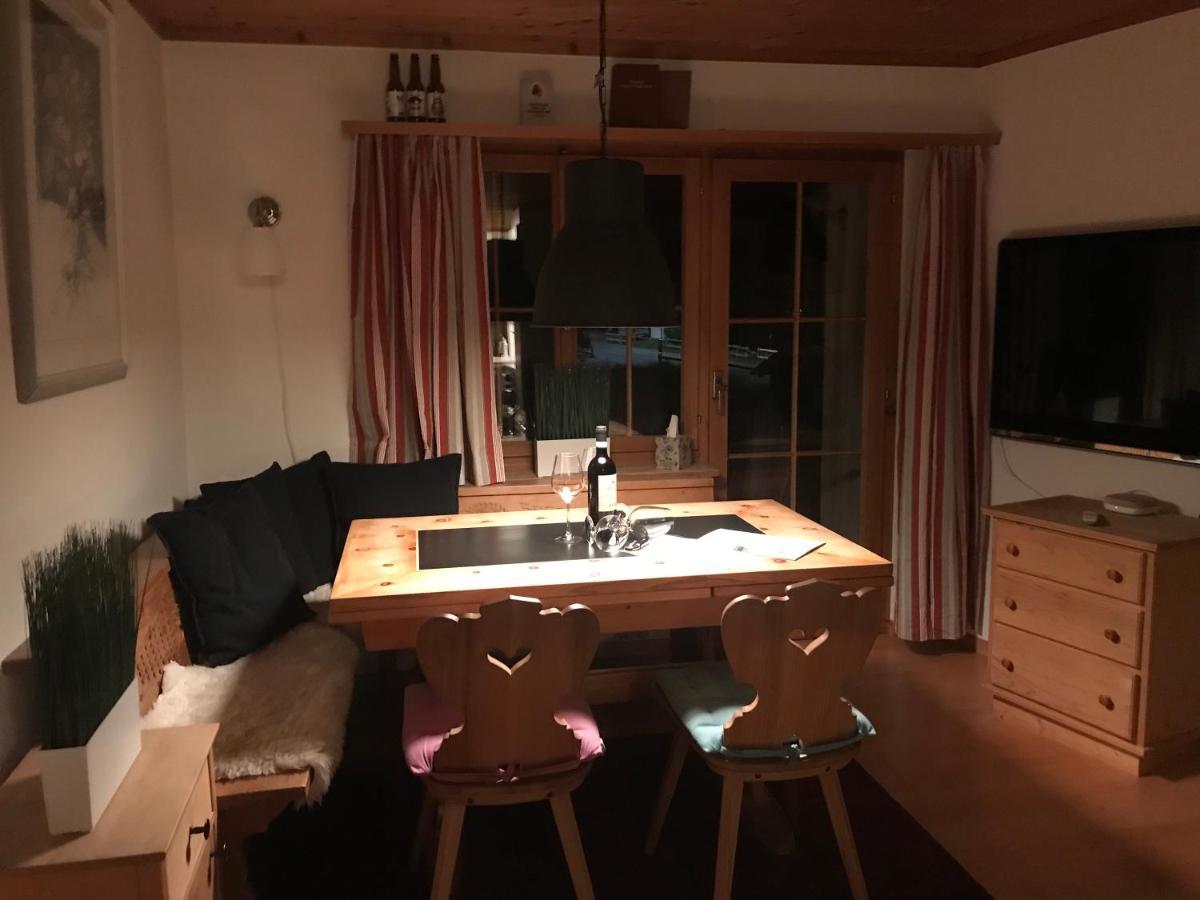 Ferienwohnung Uf Z'Enisch Klosters Εξωτερικό φωτογραφία