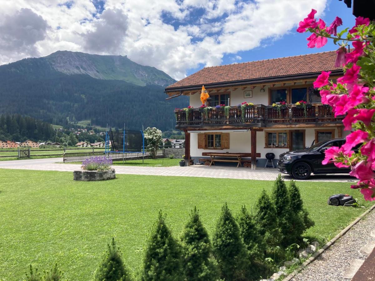 Ferienwohnung Uf Z'Enisch Klosters Εξωτερικό φωτογραφία